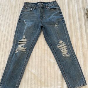 Wild fable high rise mom jeans size 6